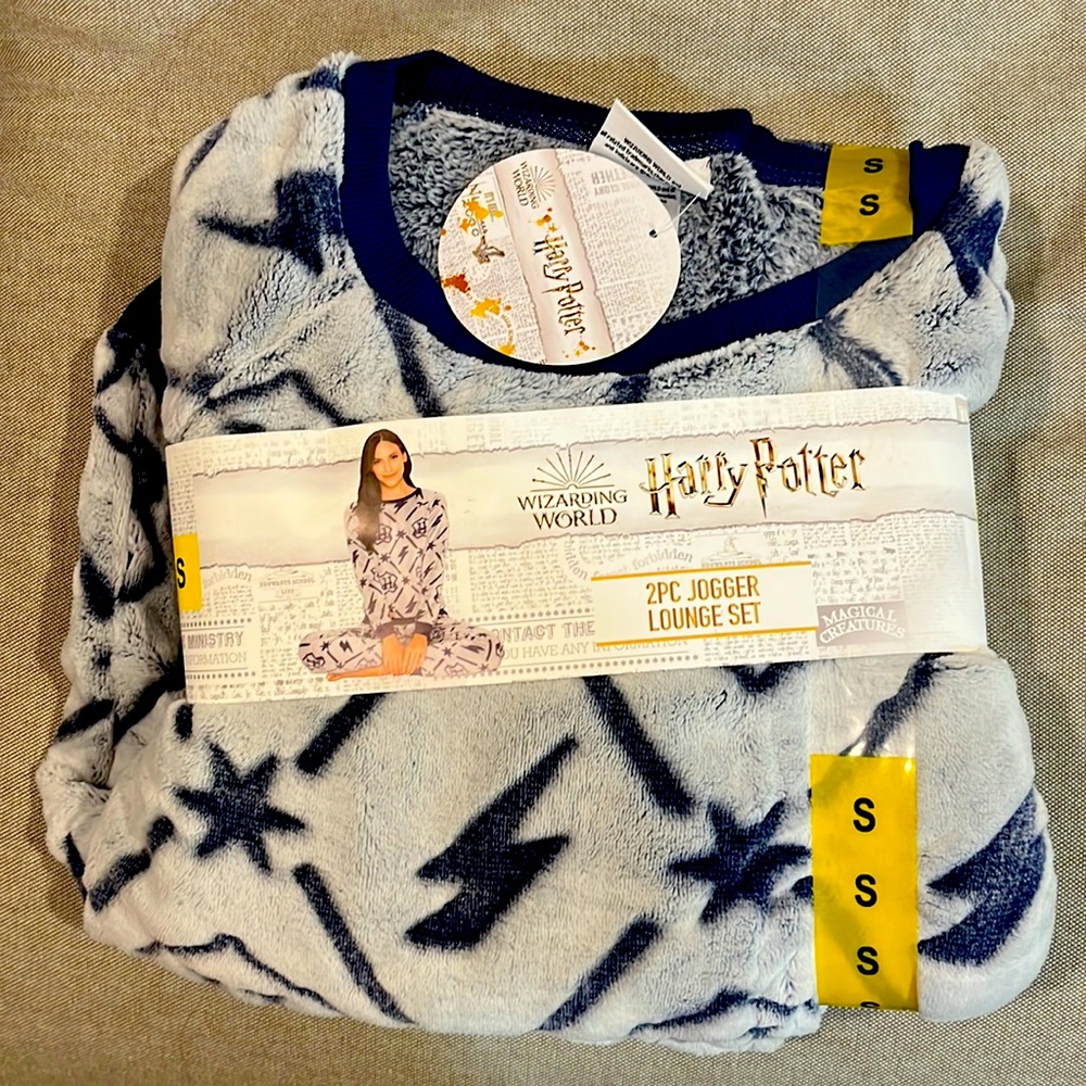 Harry Potter Wizarding World 2pc jogger lounge set size S